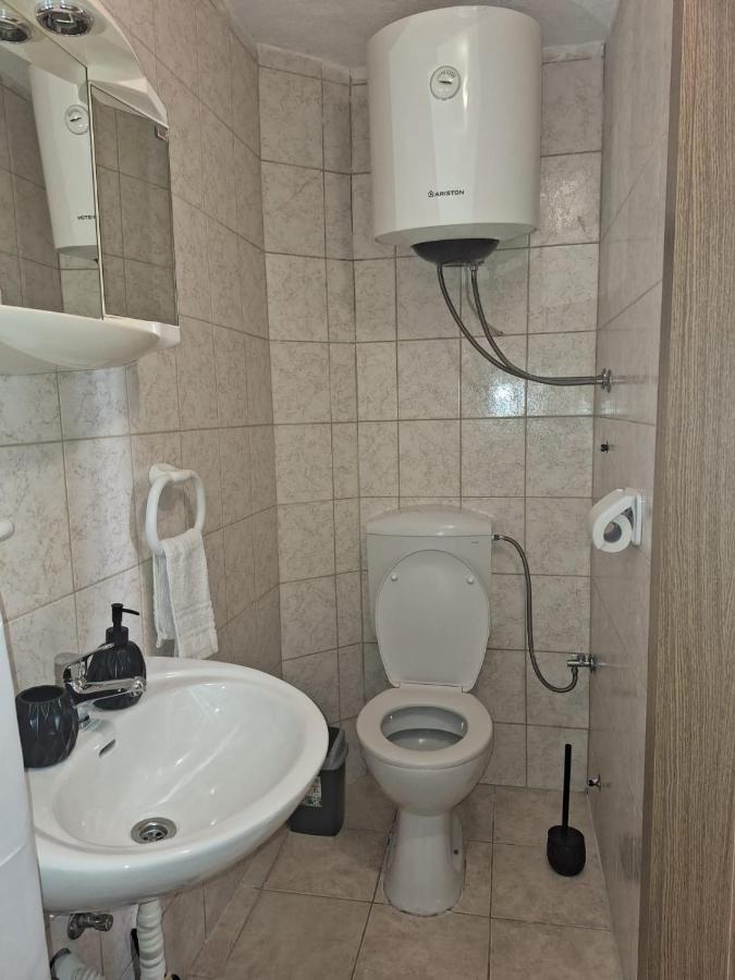 Apartment Tonka Трогир Екстериор снимка
