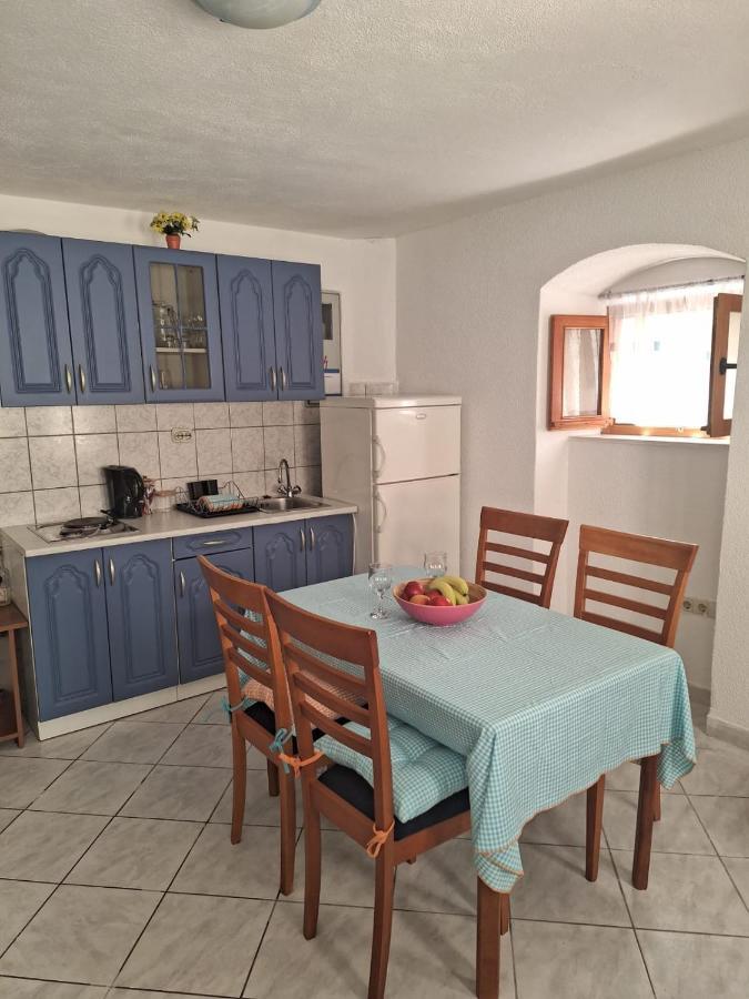 Apartment Tonka Трогир Екстериор снимка